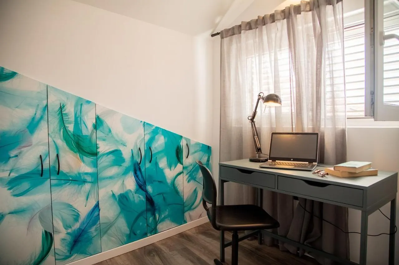 Apartments Toni Split 0*,  Croacia