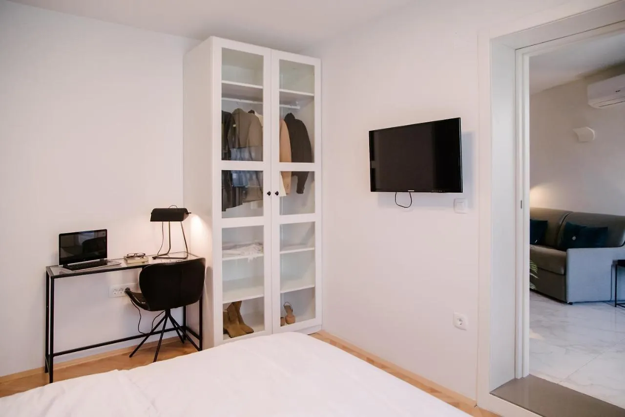 Apartments Toni Split